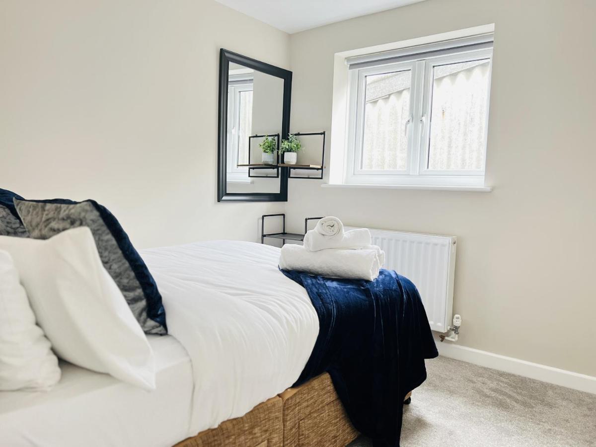 Brand New 1 Bed Apartment, 5Min Walk To Racing & Main Strip, With Electric Parking Bay & Terrace Long Stay Work Contractor Leisure - Citrine Newmarket  Exteriör bild